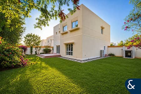 4 habitaciones Villa para en Venta en The Meadows, Dubai - Villa en The Meadows,The Meadows 9, 4 dormitorios, 10000000 AED - 15074306 4 habitaciones Villa para en Venta en The Meadows, Dubai - Villa en The Meadows,The Meadows 9, 4 dormitorios, 10000000 AED - 15074306