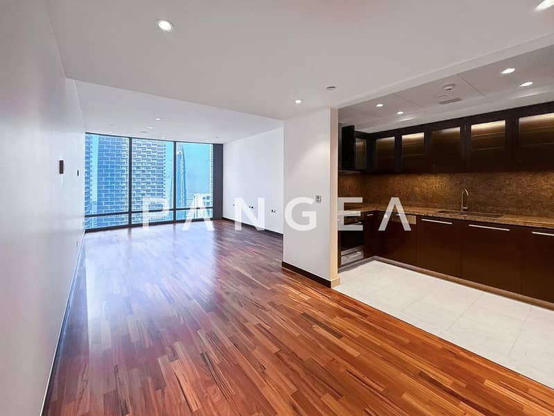 High Floor I Big Layout I Above 40th Floor High Floor I Big Layout I Above 40th Floor