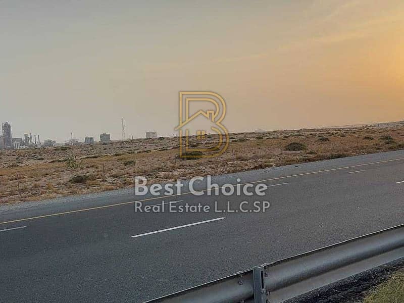 realestate_للبيع-ارض-سكني-تجاري-في-الشارقة-جويزع-المالحة-سابقا-مساحة-2916-متر-3138-قدم_12024092634850 (3). jpeg realestate_للبيع-ارض-سكني-تجاري-في-الشارقة-جويزع-المالحة-سابقا-مساحة-2916-متر-3138-قدم_12024092634850 (3). jpeg
