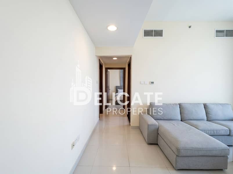 2 Living Room 2. jpg