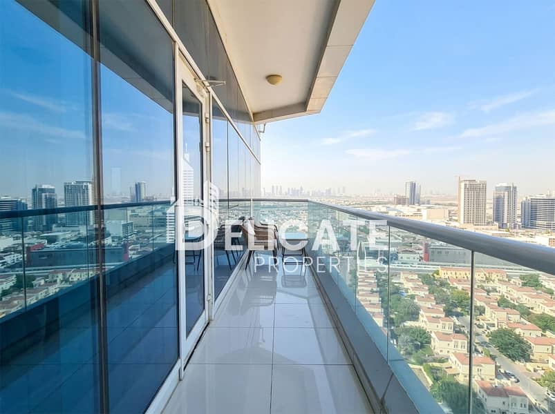 6 Balcony. jpg