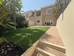 Al Reem 2 | 3BR Villa | On the Lake