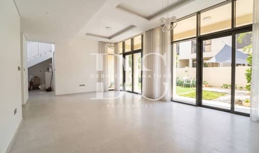 فیلا 3 غرف نوم للبيع في داماك هيلز، دبي - Livingroom. jpg فیلا 3 غرف نوم للبيع في داماك هيلز، دبي - Livingroom. jpg