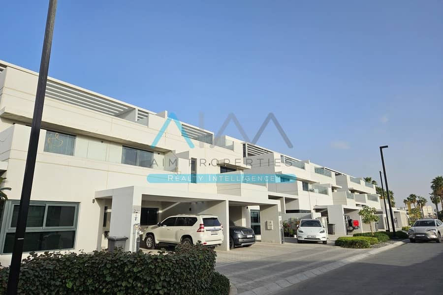 3 california-village_wkpQS_xl. jpg