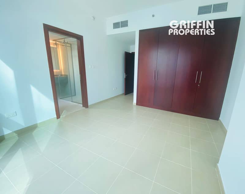 14 b7746103-39a3-4d59-acc7-ec6877e1db60. jpg