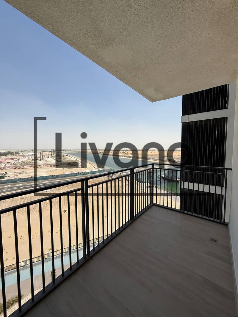 2 4dd7eac2-3498-4df1-8c2b-3d2a5ede0bcd. jpg