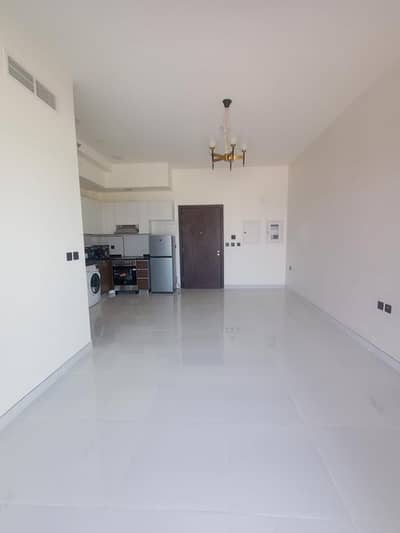Monolocale in Vendita a International City, Dubai - WhatsApp Image 2026-04-28 at 1.38. 30 PM. jpeg