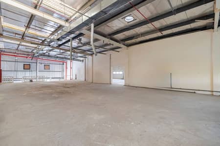 Warehouse for Rent in Dubai Investment Park (DIP), Dubai - Well-managed Warehouse and Prime Location Warehouse for Rent in Dubai Investment Park (DIP), Dubai - Well-managed Warehouse and Prime Location