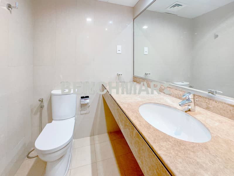 9 Al Reem Island - Sun Tower 3BR Apt - Photo (10). jpg