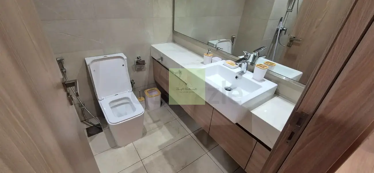 4500 Monthly | fully furnished | 12 Cheques - View 3