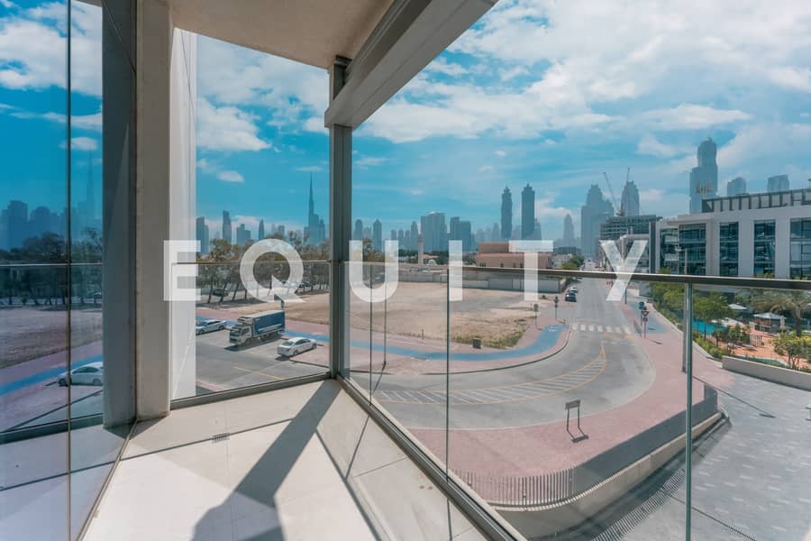 Upgraded Unit | Prime Location | Canal Access Upgraded Unit | Prime Location | Canal Access