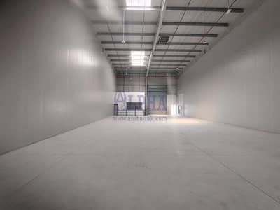 Warehouse para en Alquiler en Al Hamra Industrial Zone, Ras Al Khaimah - Almacén en Al Hamra Industrial Zone, 180000 AED - 15085282
