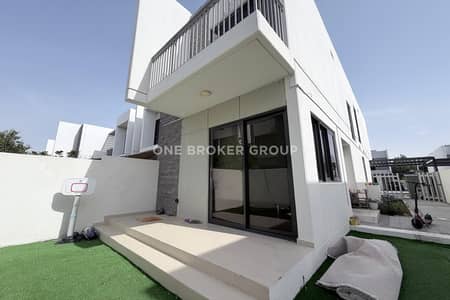 3 Bedroom Villa for Rent in DAMAC Hills 2 (Akoya by DAMAC), Dubai - 3BR + Maids | L shaped Garden | Vacant Soon