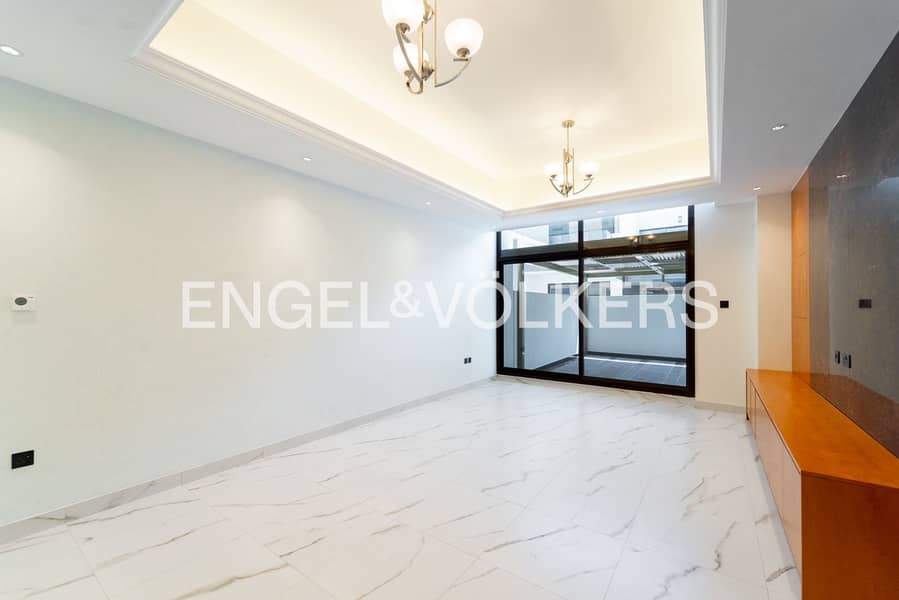 Upgraded | Pool & Park Views | Good Quality Upgraded | Pool & Park Views | Good Quality