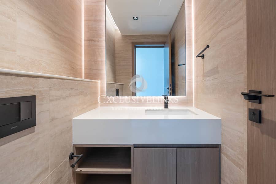 Huge Corner Unit | No Agency Comms | Private Pool - Image 5