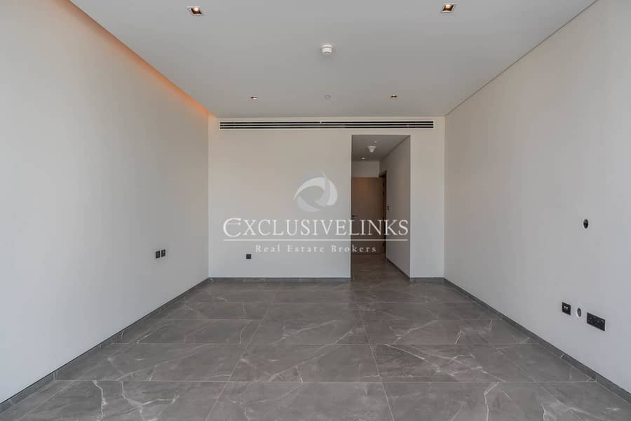 Huge Corner Unit | No Agency Comms | Private Pool - Image 7