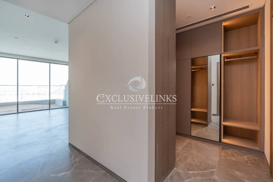 Huge Corner Unit | No Agency Comms | Private Pool - Image 9