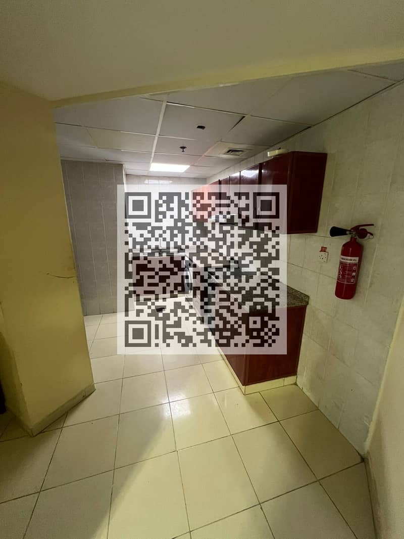 7 9143bc69-888a-4db9-bfcc-c18c8aefe851. jpg