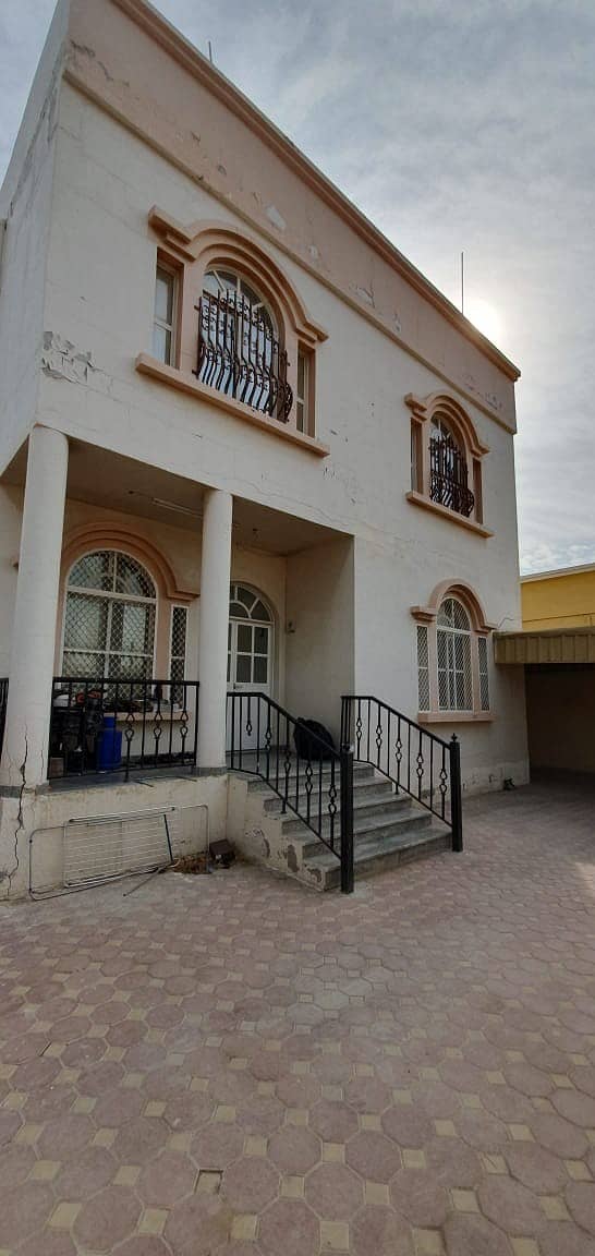 5Bedroom Majlis hall Available for sale (low Price)
