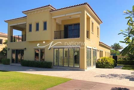 Hot Deal! Luxurious Home In A Premium Location Hot Deal! Luxurious Home In A Premium Location