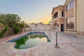 فیلا في البرشاء 2،البرشاء 5 غرف 550000 درهم - 15095908