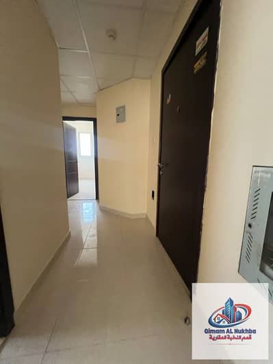 1 Camera Appartamento in Affitto a Al Qulayaah, Sharjah - WhatsApp Image 2026-05-06 at 1.52. 53 AM (2). jpeg 1 Camera Appartamento in Affitto a Al Qulayaah, Sharjah - WhatsApp Image 2026-05-06 at 1.52. 53 AM (2). jpeg