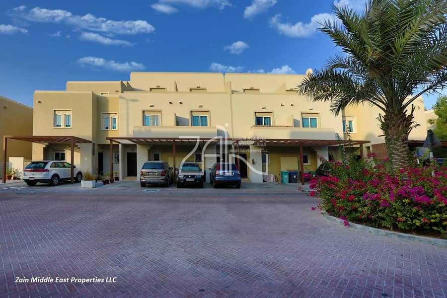 Single Row! 3 BR Villa with Extended Garden Single Row! 3 BR Villa with Extended Garden