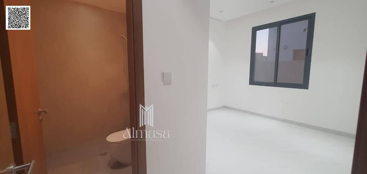 21 aae5d014-91bd-4549-83c8-46c8bafda887. jpg