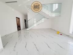 فیلا في حوشي 5 غرف 149999 درهم - 15099052