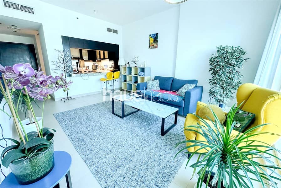 Fully Furnished | Lake View | Available Now Fully Furnished | Lake View | Available Now
