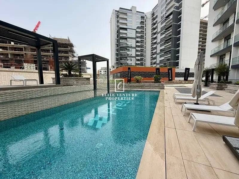Park View | Fully Furnished | Prime Location - Image 9