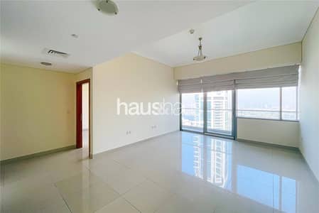 1 habitación Apartamento para en Alquiler en Dubai Marina, Dubai - Apartamento en Dubai Marina,Ocean Heights, 1 dormitorio, 110000 AED - 15099773 1 habitación Apartamento para en Alquiler en Dubai Marina, Dubai - Apartamento en Dubai Marina,Ocean Heights, 1 dormitorio, 110000 AED - 15099773
