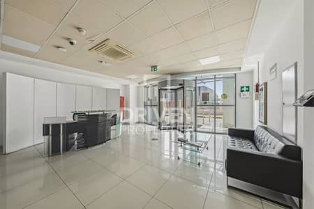 Plot for Sale in Jebel Ali, Dubai - Spacious Warehouse | Great Location | Jafza South Plot for Sale in Jebel Ali, Dubai - Spacious Warehouse | Great Location | Jafza South