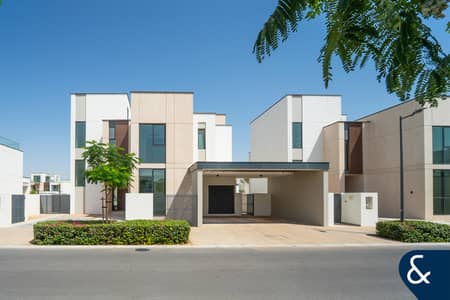 5 Bedroom Villa for Sale in Arabian Ranches 3, Dubai - 5 Bedrooms | Brand New | Great Location