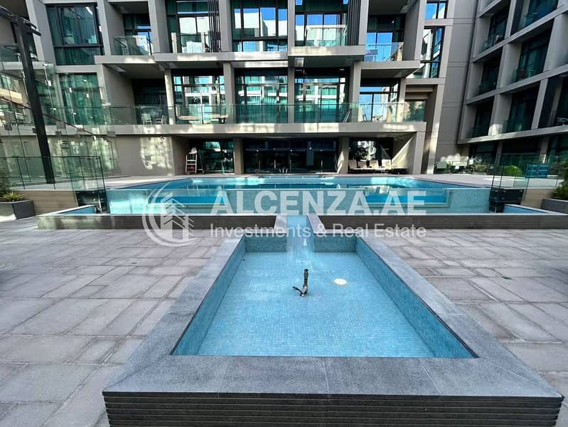 21 May Residence look. jpg