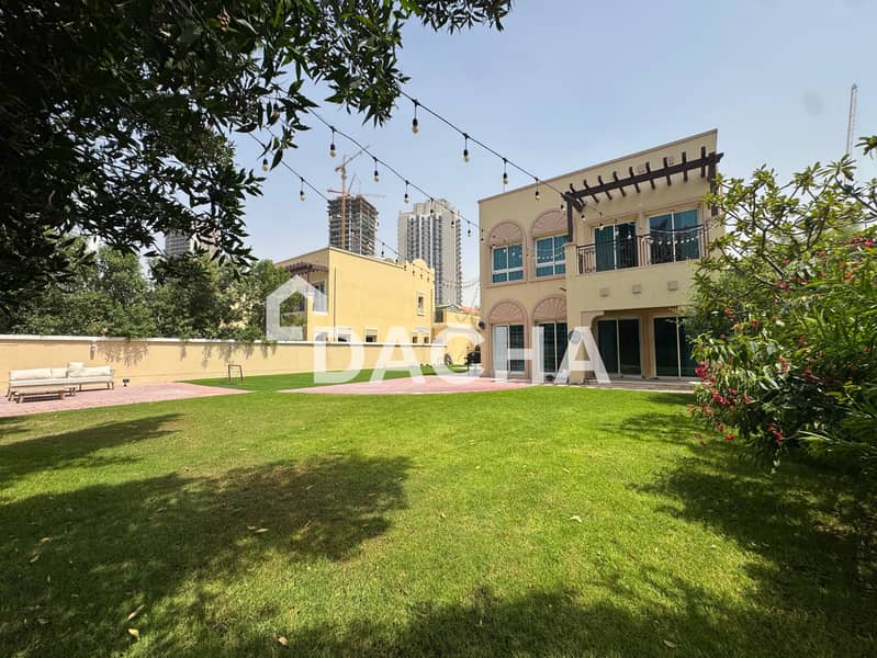 HOT DEAL! / Exclusive Unit / Vacant Soon HOT DEAL! / Exclusive Unit / Vacant Soon