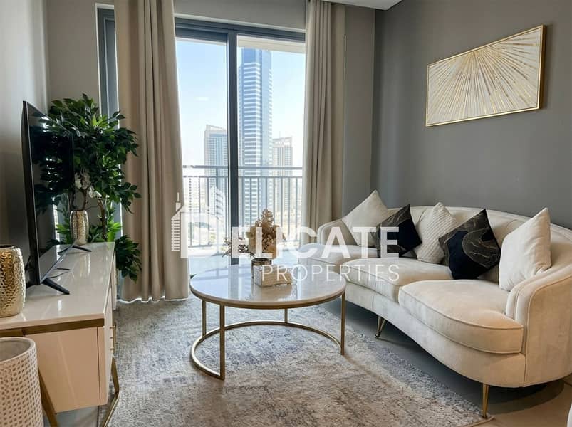 2 Living Room 2. jpg