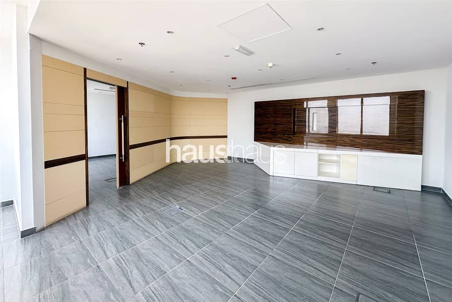 Kantoor in Dubai Internet City,Business Central Towers,Business Central Tower A, 170547 AED - 15101823 Kantoor in Dubai Internet City,Business Central Towers,Business Central Tower A, 170547 AED - 15101823