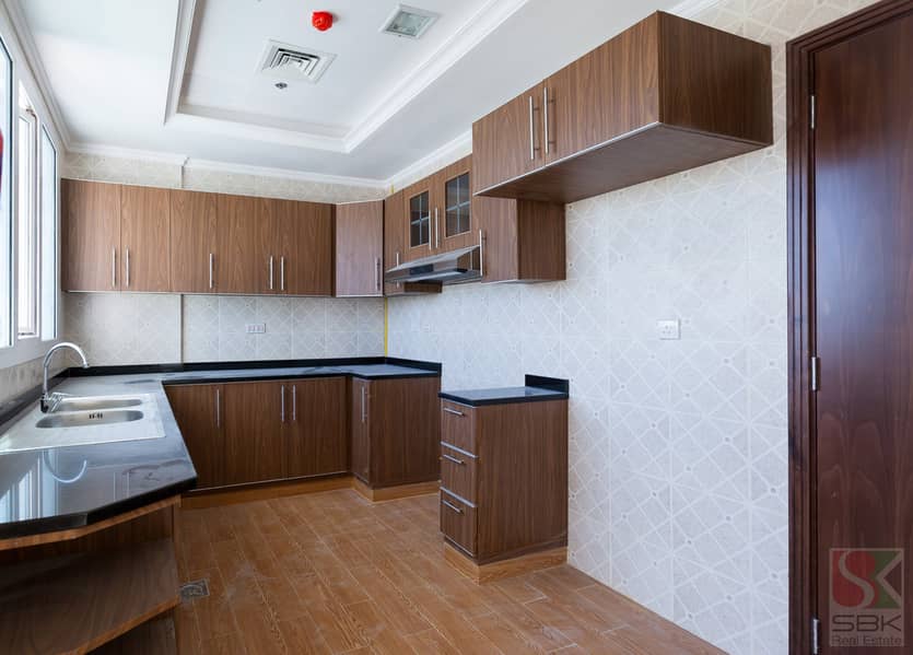 2 SBK-Real-Estate-4707. jpg