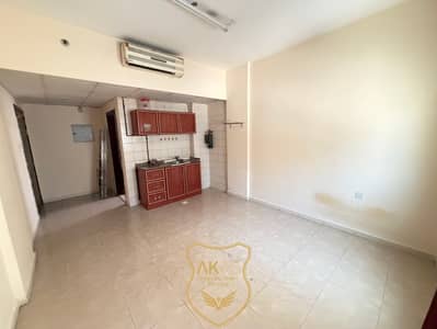 Studio for Rent in Bu Tina, Sharjah - IMG_3739. jpg Studio for Rent in Bu Tina, Sharjah - IMG_3739. jpg