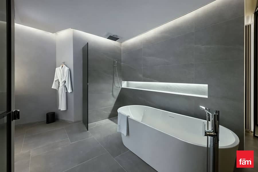 High Floor | Motivated Seller | Below Op - Image 9