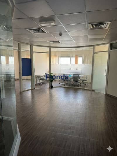 Office for Rent in Al Garhoud, Dubai - 1. png