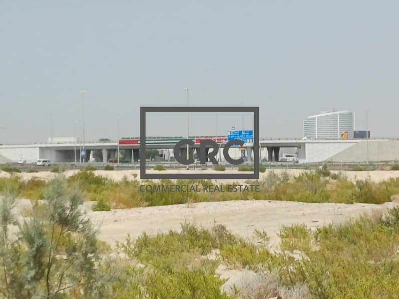 3 images image img