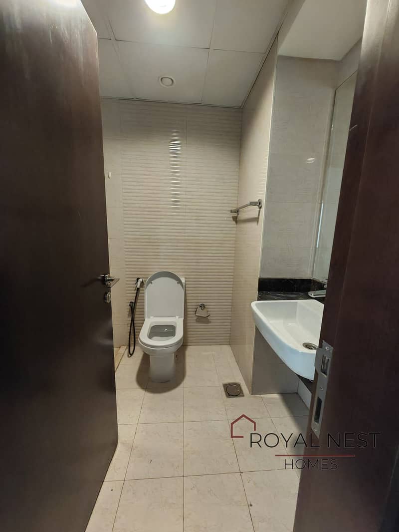 8 67a038d4-c590-4daa-8d00-22eaf4308df7. jpg