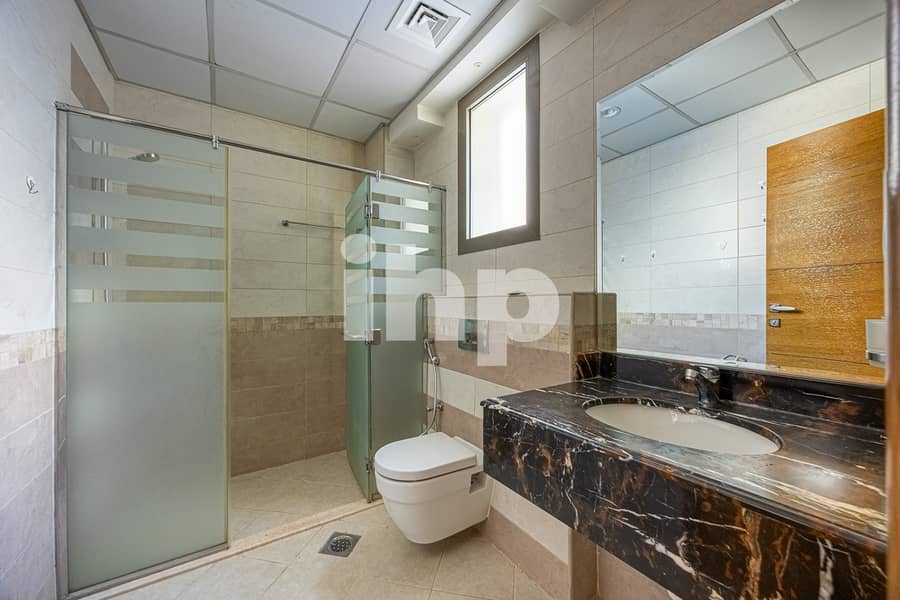 25 6U7A1467-HDR. jpg