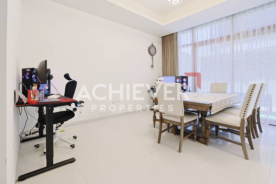 9 dMACHILLS Townhouse-99-9684. jpg