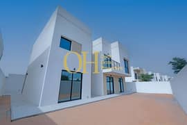 Modern Golf Community Living-First User End Unit Villa