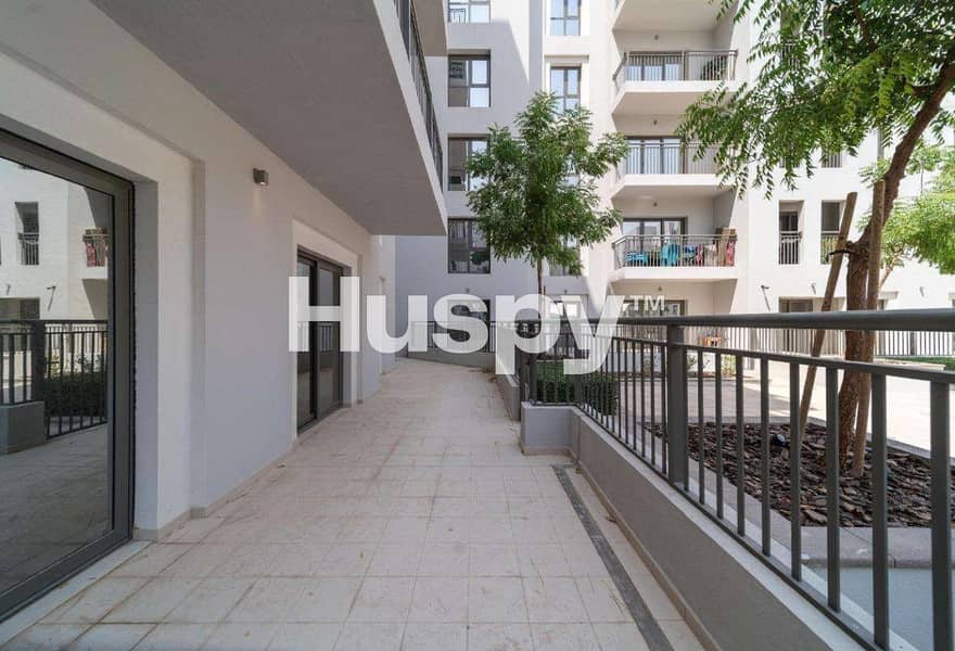 Large Terrace | Podium Level | With Maids Large Terrace | Podium Level | With Maids