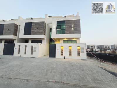 5 Bedroom Villa for Sale in Al Helio, Ajman - photo_6030624865661947370_y. jpg