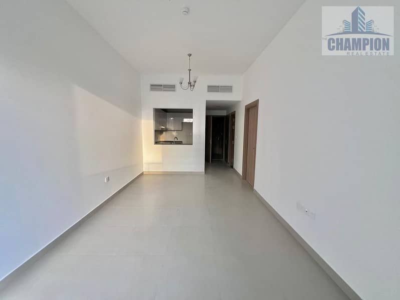 4 L Oliver 220 1 bhk - 3 of 14. jpeg